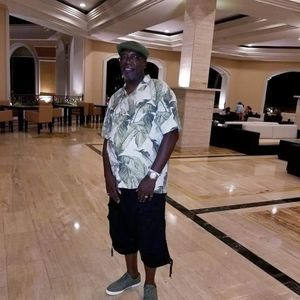 Meet your Posher, James